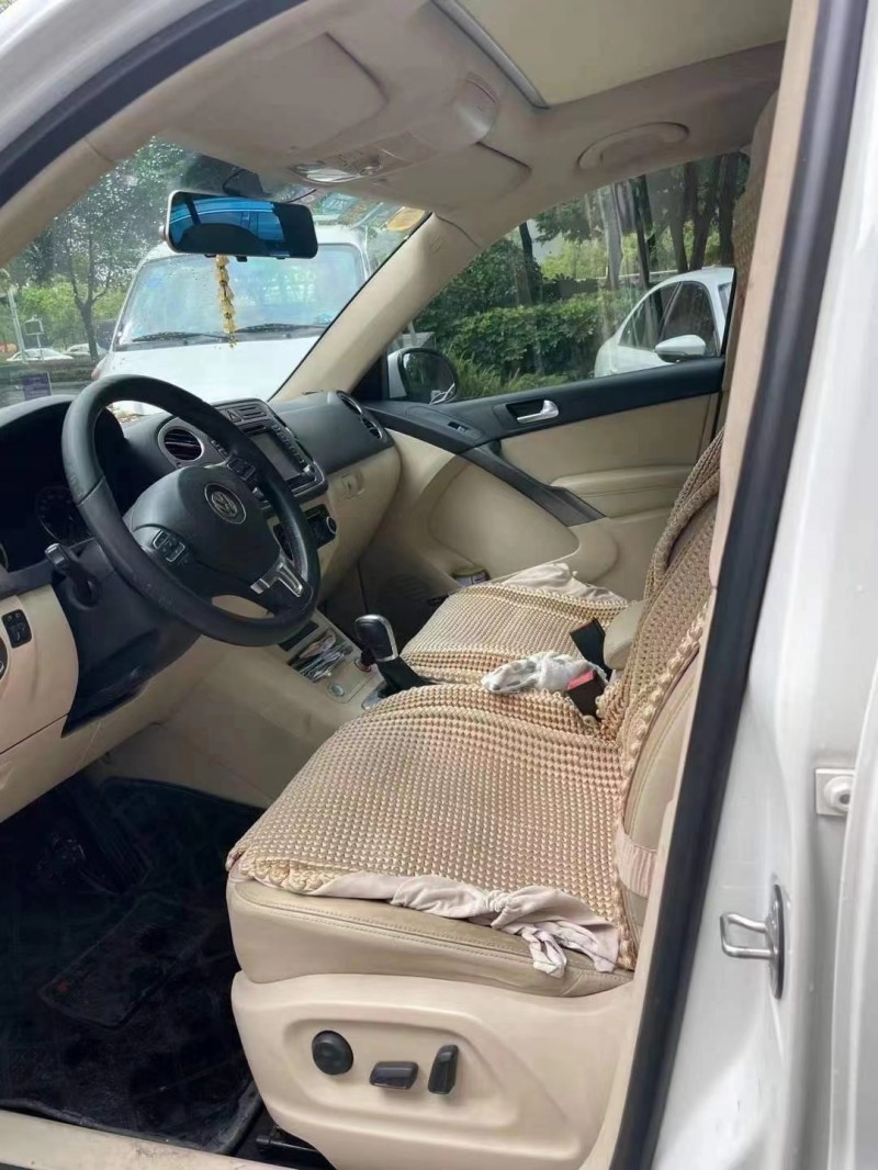 成都12年大众途观6