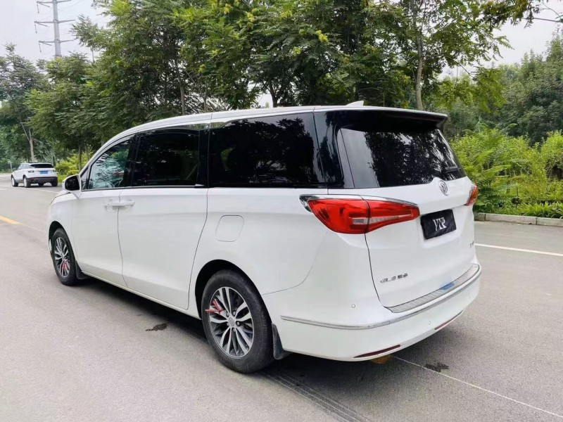 徐州17年别克GL87