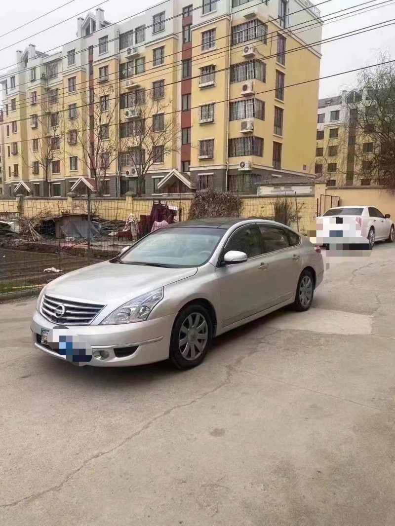 青岛09年日产公爵王3