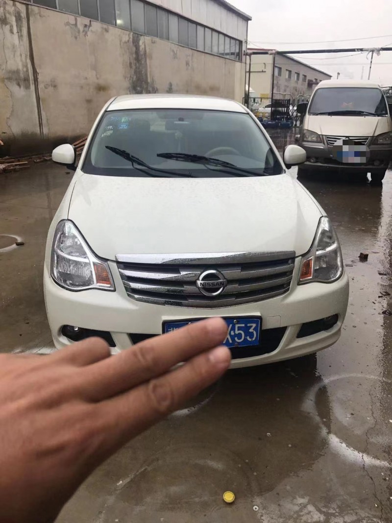 秦皇島16年日產軒逸1