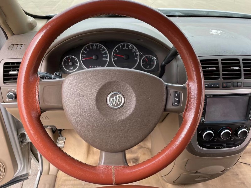 徐州14年别克GL83