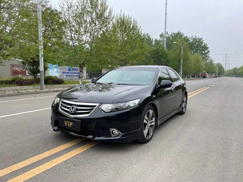徐州13年本田思铂睿2