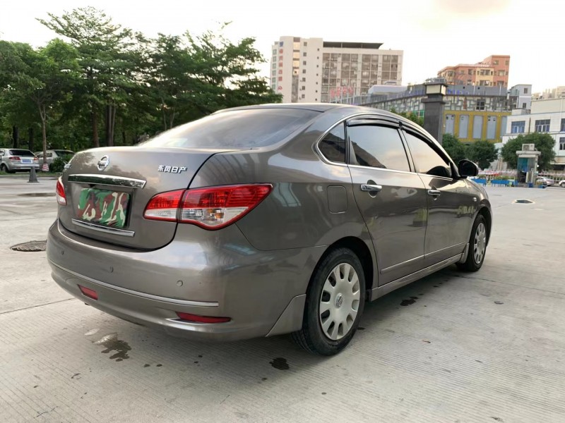 东莞14年日产轩逸4