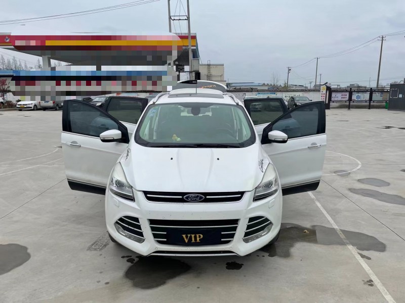 徐州15年福特翼虎1