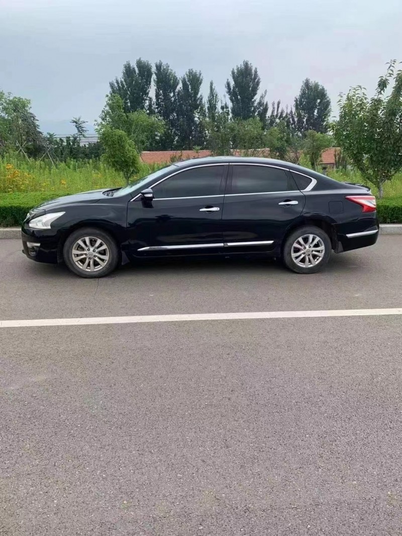 萊蕪14年日產天籟7