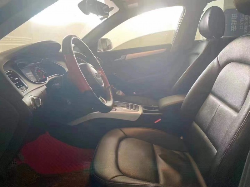 成都14年奥迪A4L5