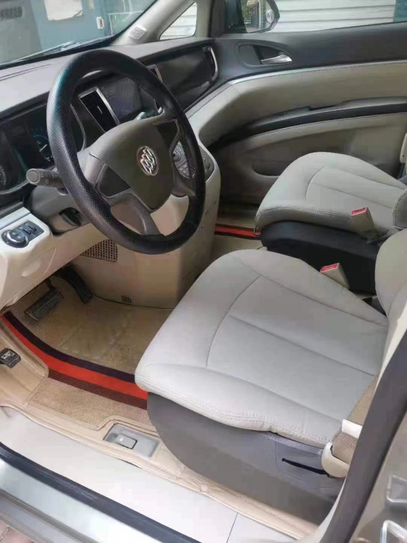 枣庄12年别克GL86