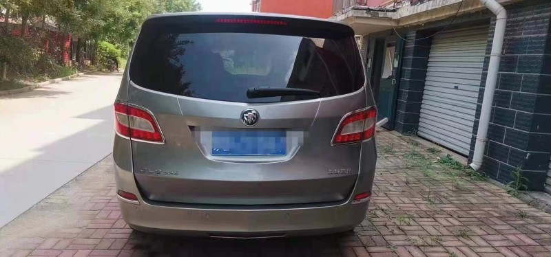 枣庄12年别克GL89