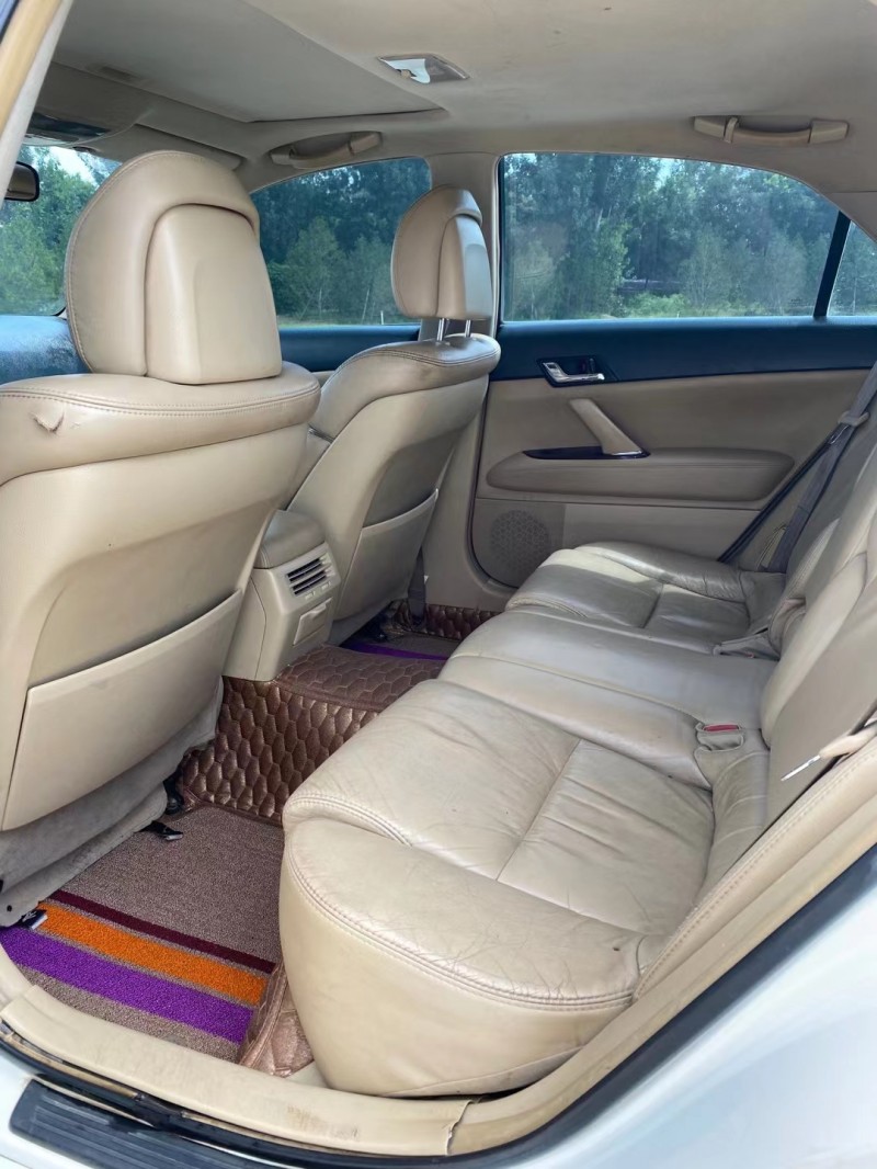 保定09年丰田锐志6