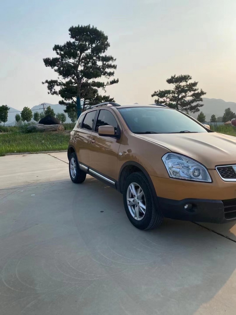 保定14年日产逍客2