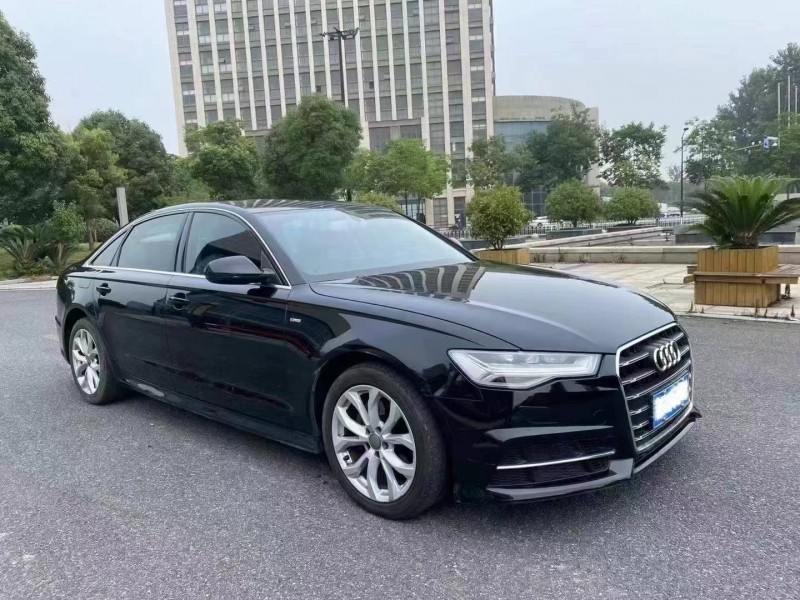 嘉興19年奧迪A6L4