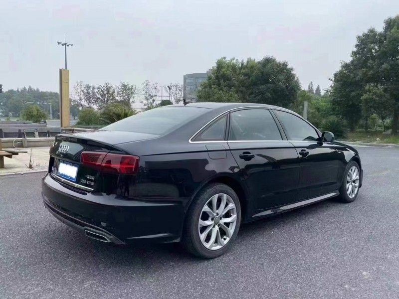 嘉興19年奧迪A6L5