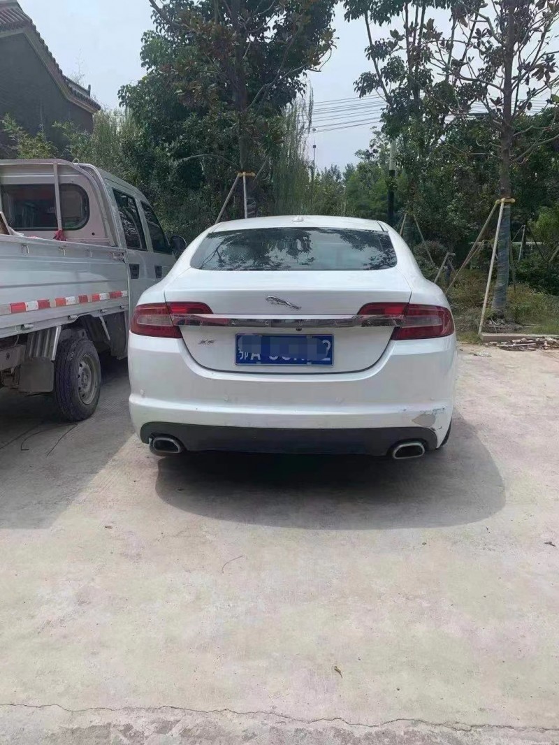 武漢10年捷豹XF4