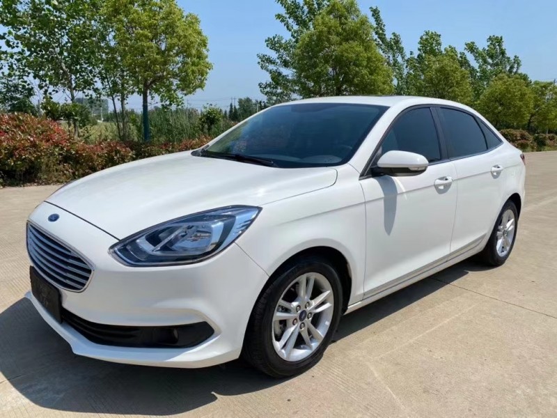 盐城19年福特福睿斯3