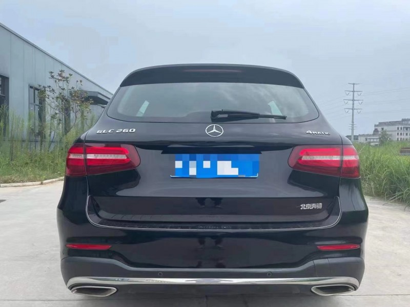 宜昌17年奔馳GLC1