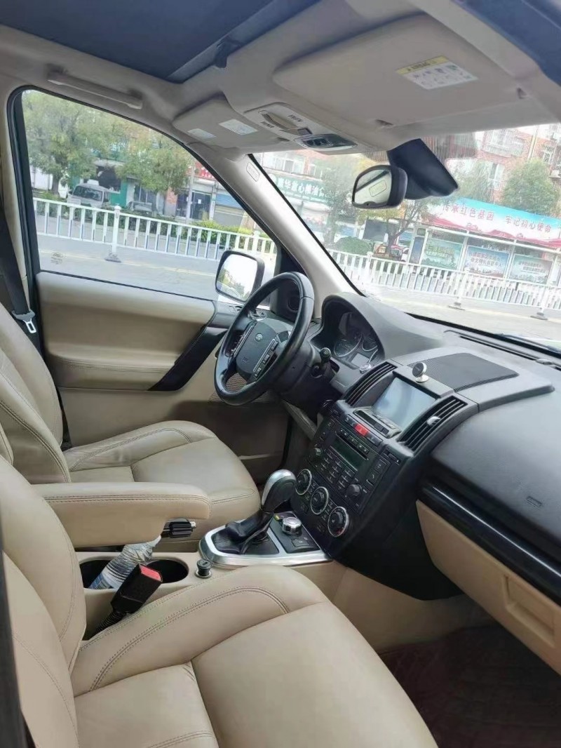 青岛13年路虎神行者4