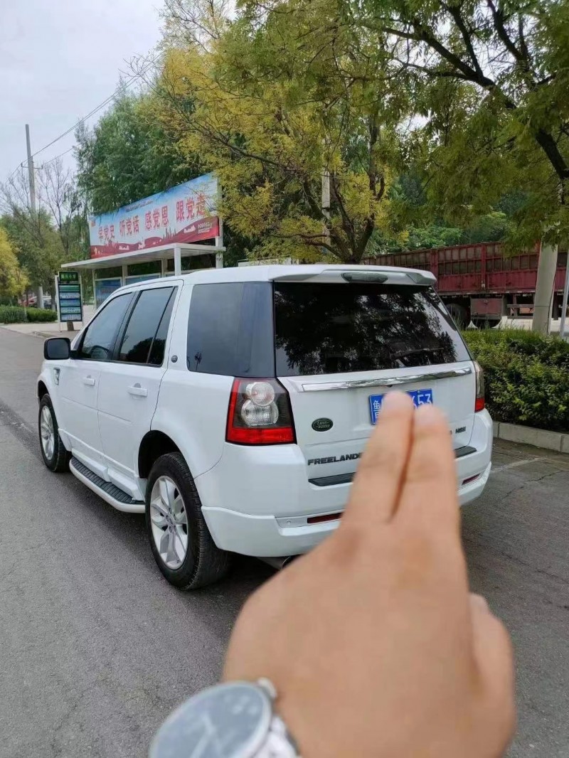 青岛13年路虎神行者9