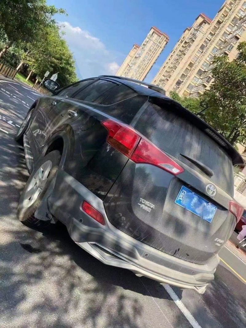 泉州14年豐田RAV46