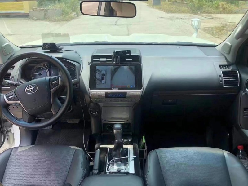 武汉19年丰田普拉多4