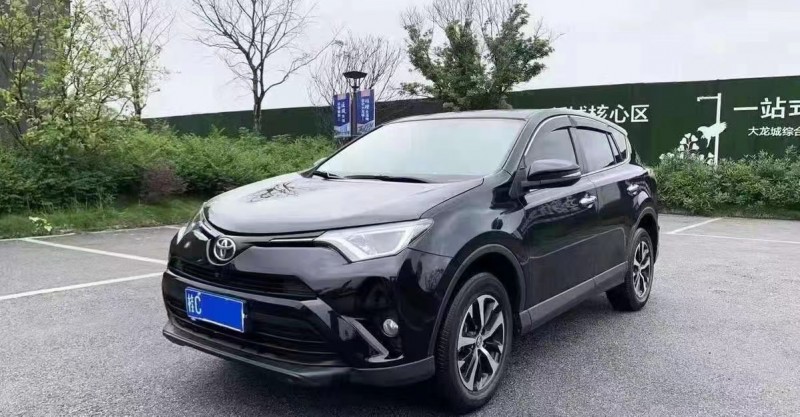桂林18年豐田RAV4榮放6