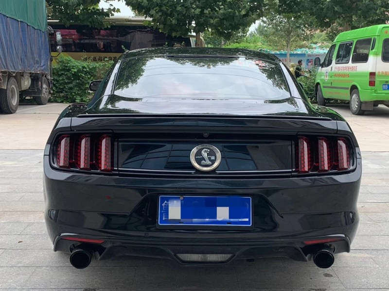 青岛15年福特野马6