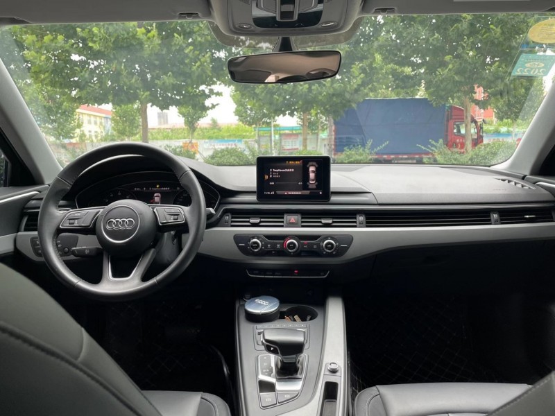 青岛18年奥迪A4L2