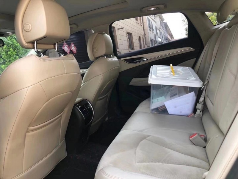 青岛17年别克君越4