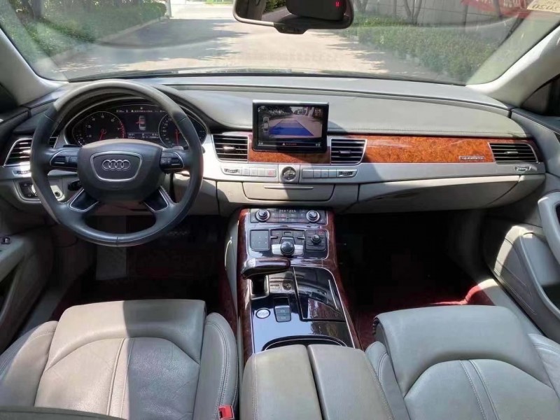 枣庄12年奥迪A8L5