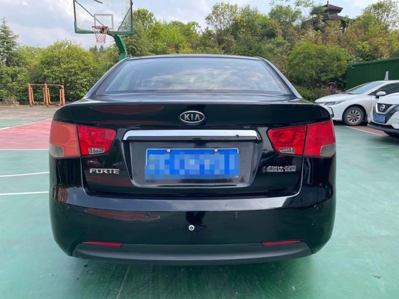 廊坊10年起亞福瑞迪5