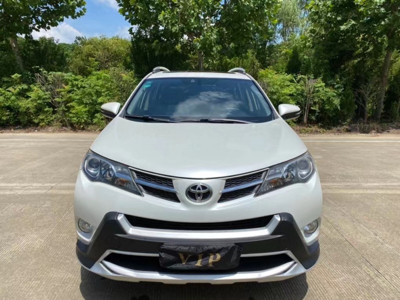 盐城15年丰田RAV4荣放9