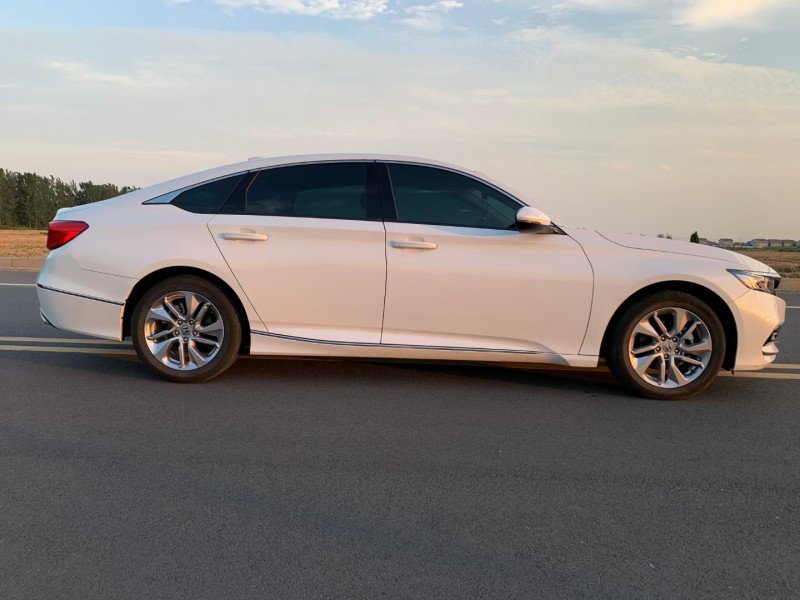 徐州20年本田雅阁3