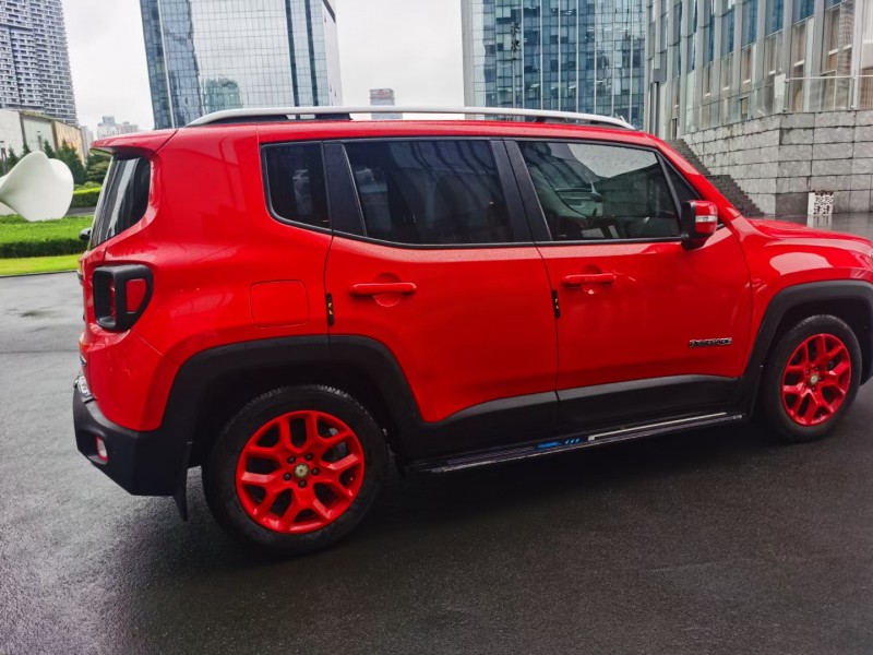 重慶16年Jeep自由俠8