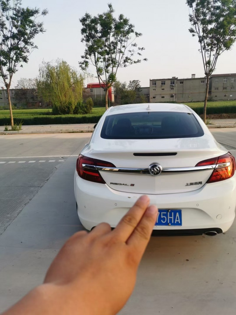 邢台15年别克君威4