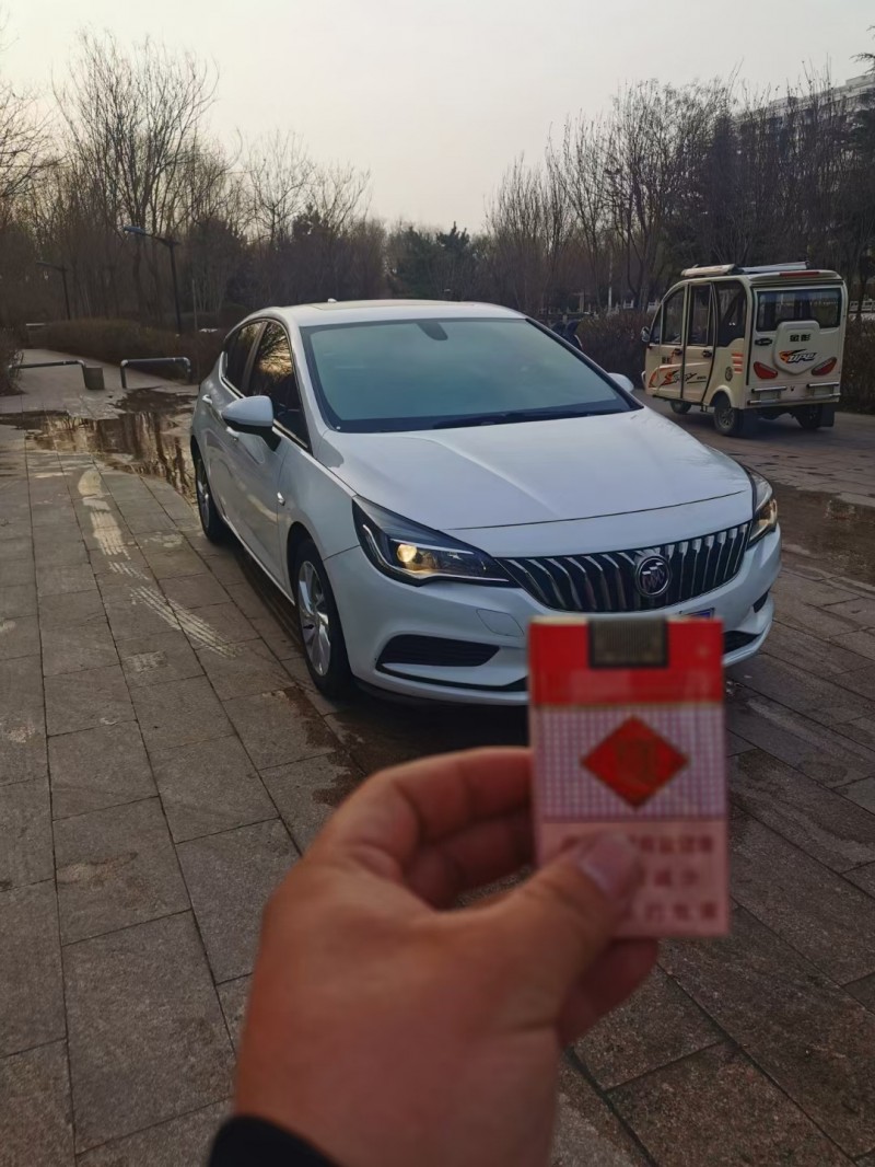 廊坊16年别克威朗2