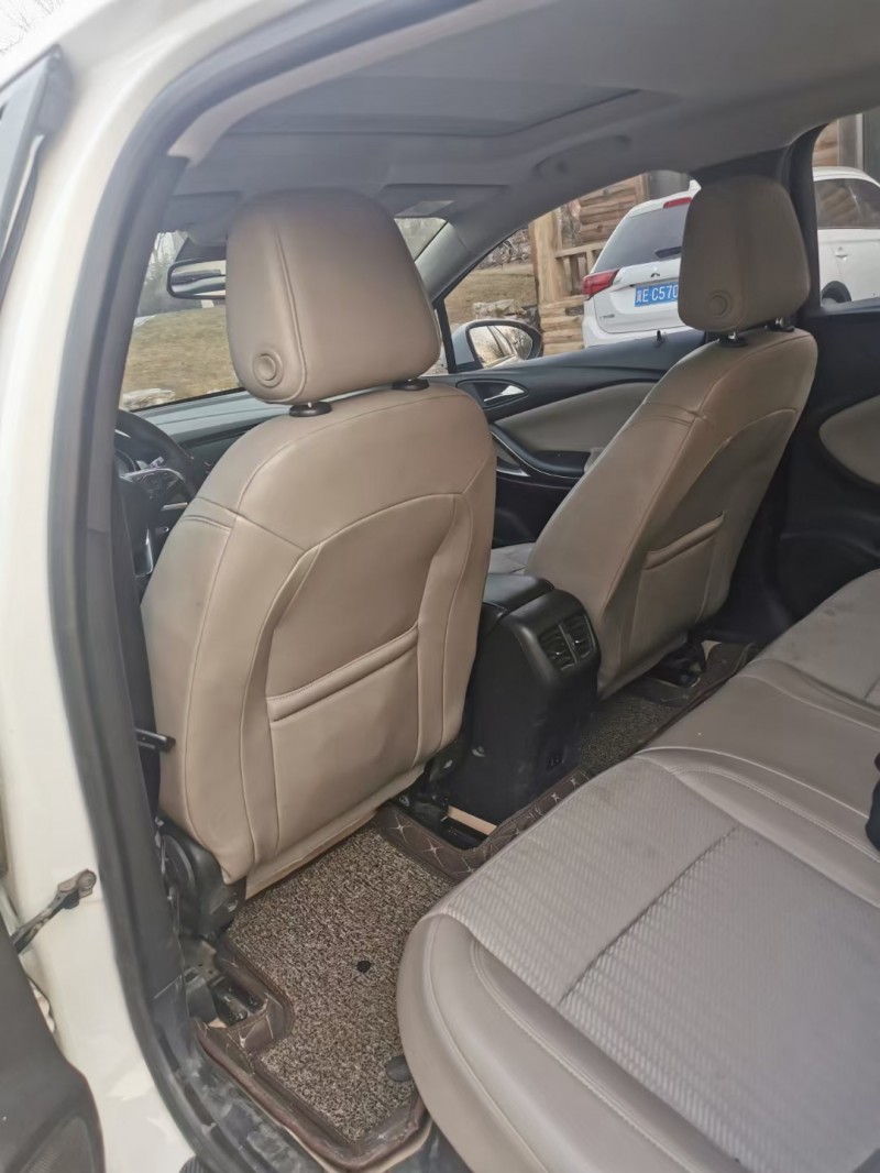 廊坊16年别克威朗8