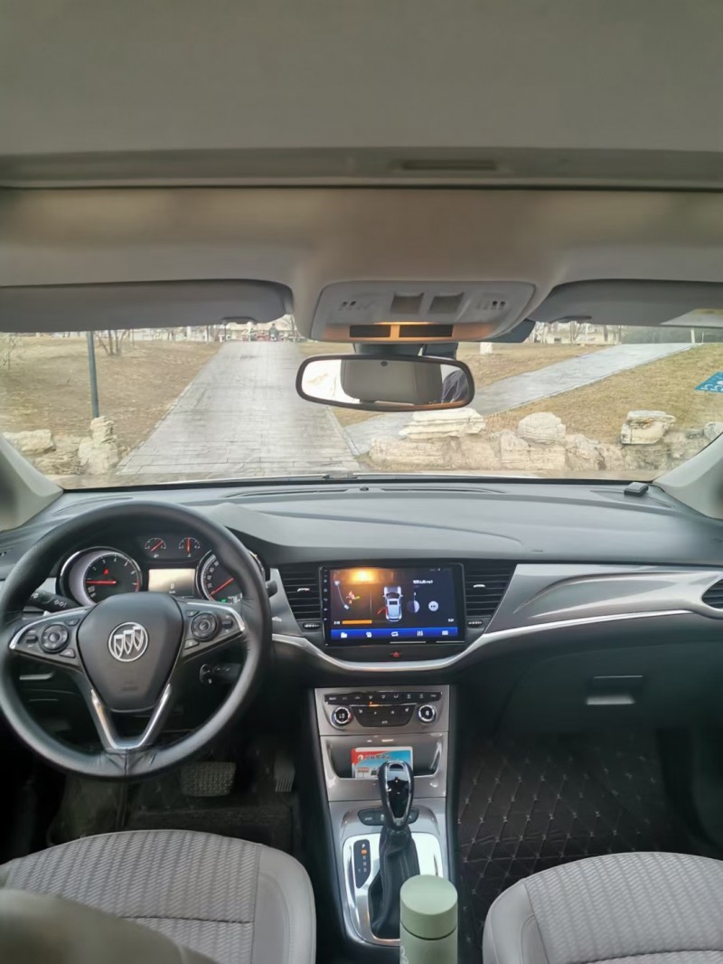 廊坊16年别克威朗9