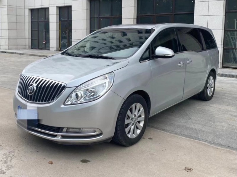 青岛12年别克GL83