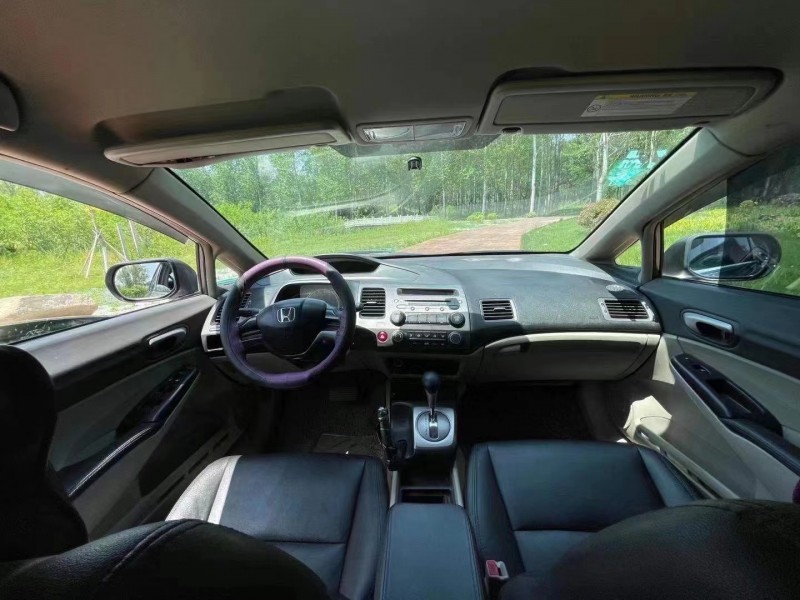 青岛10年本田思域8