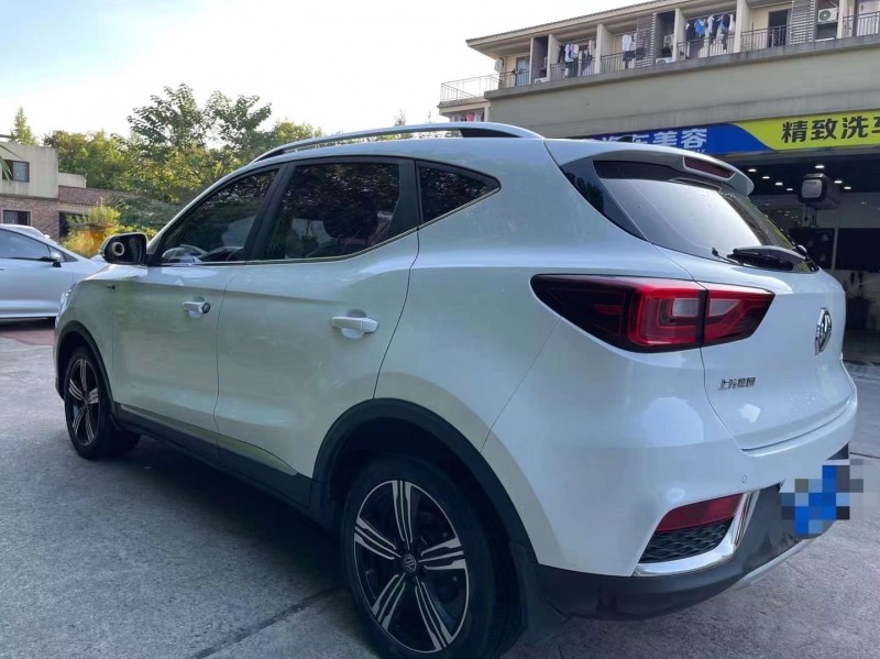 重慶19年名爵ZS5