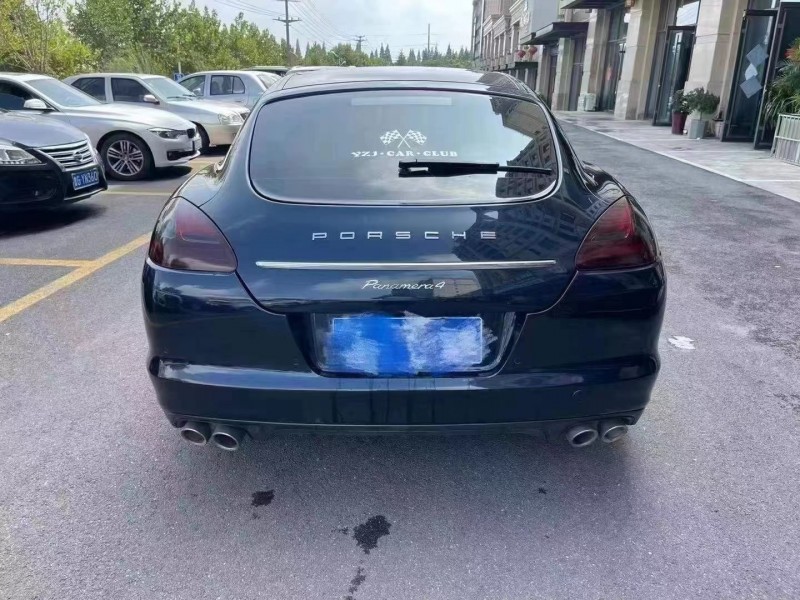 泰安13年保時捷帕拉梅拉8