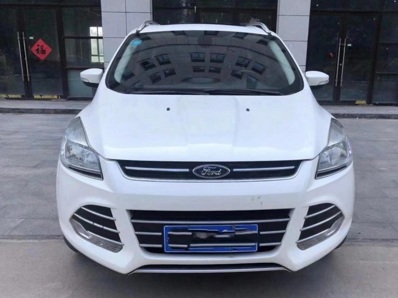 青岛15年福特翼虎6