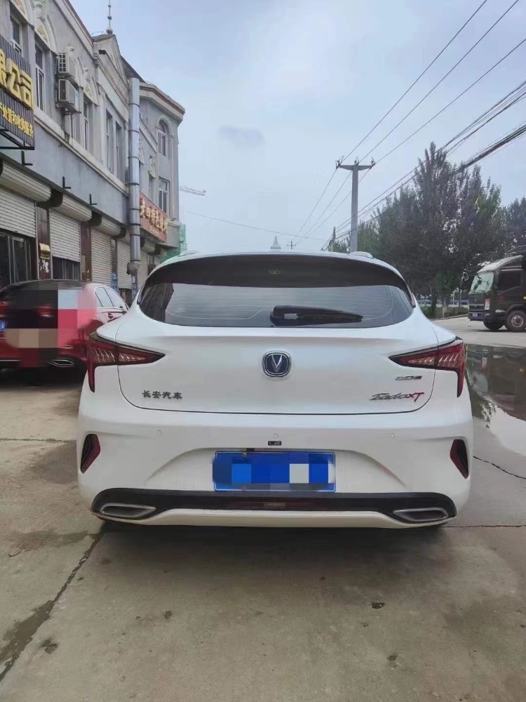 唐山19年長安汽車逸動6