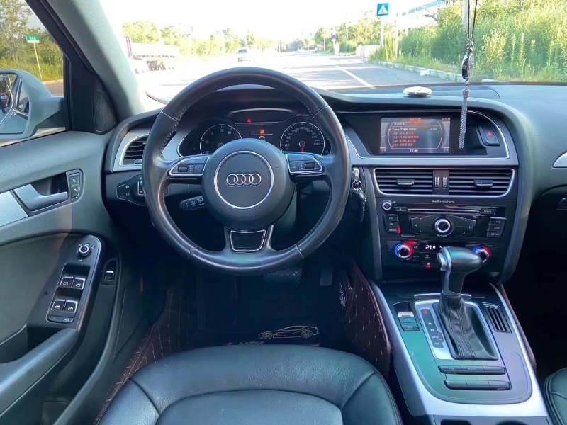 潍坊17年奥迪A4L7