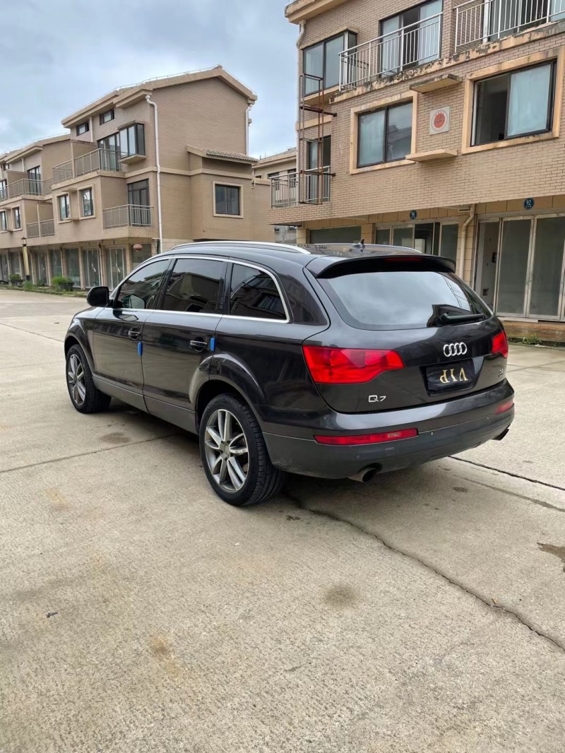 徐州11年奥迪Q77
