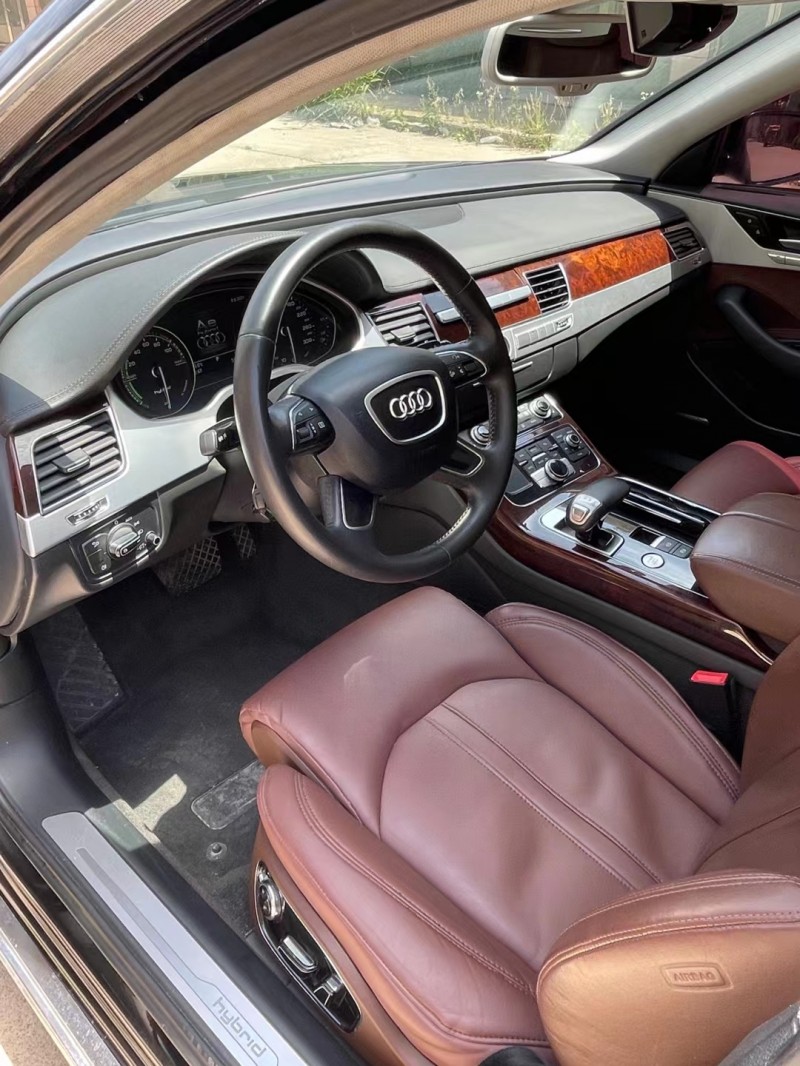 徐州14年奥迪A8L7