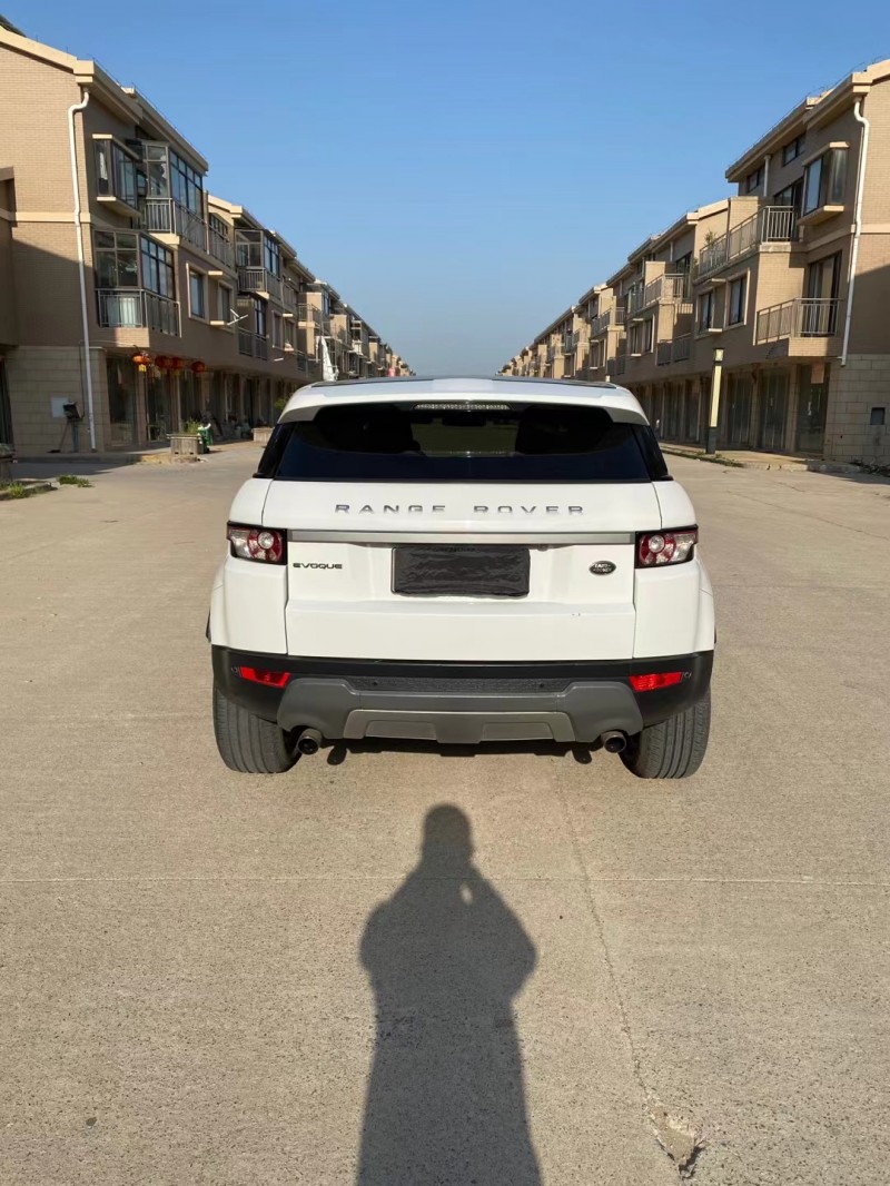 徐州15年路虎极光9