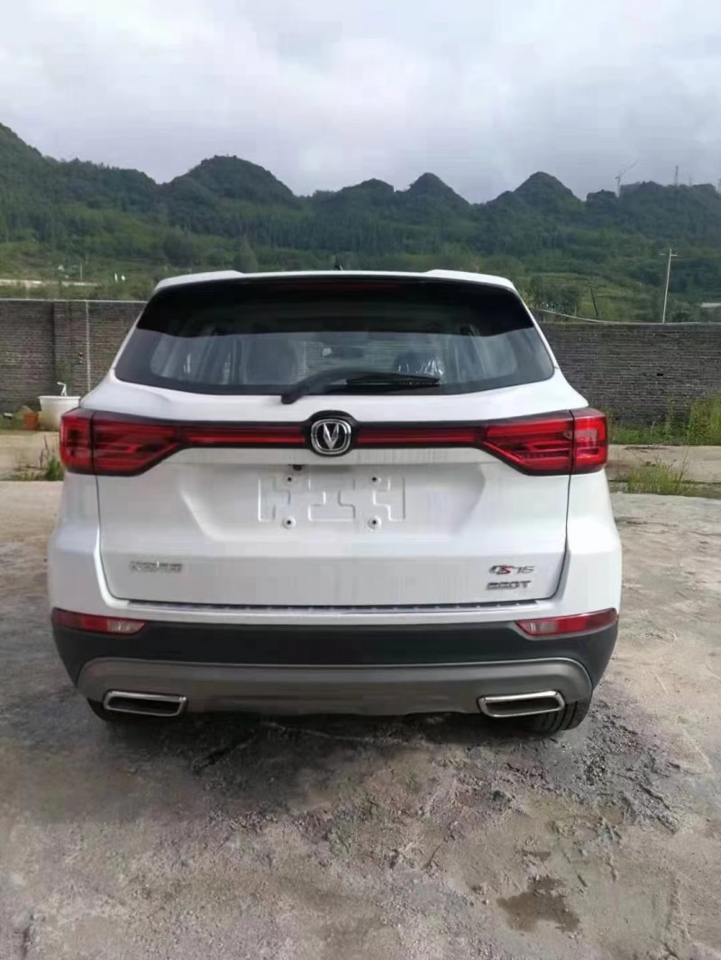 貴陽21年長安汽車CS752