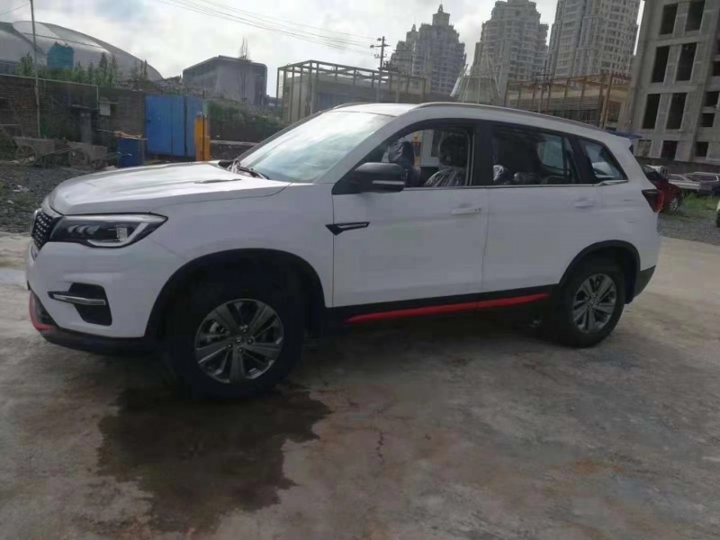 貴陽21年長安汽車CS754