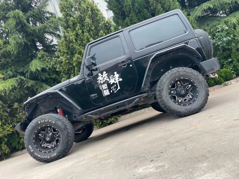 煙臺13年Jeep牧馬人3