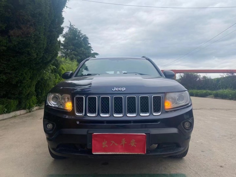 煙臺13年Jeep指南者1